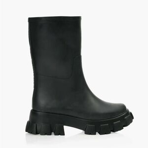 NWT ILSE JACOBSEN 3/4 RUBBER MOON CHELSEA BOOTS EURO 37